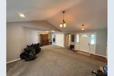 1240 Stephanie Drive, Hamilton, OH 45013 - Photo 5