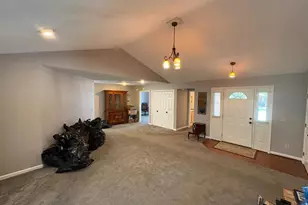 1240 Stephanie Dr, Hamilton, OH 45013 - Photo 5