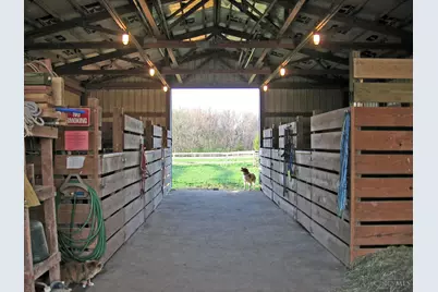 1862 E Fosters Maineville Road, Hamilton Township, OH 45152 - Photo 33