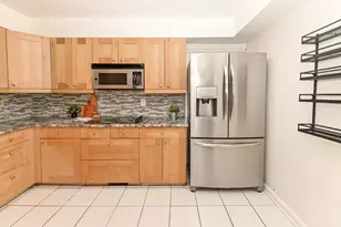 854 Rue De La Paix, Cincinnati, OH 45220 - Photo 17