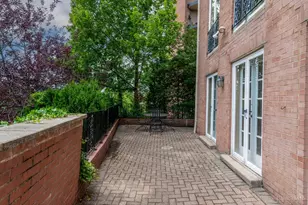 854 Rue De La Paix, Cincinnati, OH 45220 - Photo 39