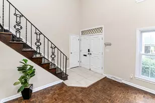 854 Rue De La Paix, Cincinnati, OH 45220 - Photo 9