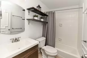 854 Rue De La Paix, Cincinnati, OH 45220 - Photo 21