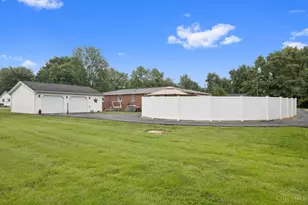 321 Pleasant Ave, Mount Orab, OH 45154 - Photo 5