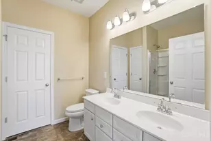 924 Valleywatch Dr, Springfield Township, OH 45231 - Photo 21