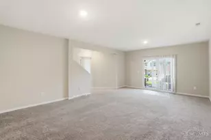 924 Valleywatch Dr, Springfield Township, OH 45231 - Photo 33