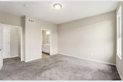 924 Valleywatch Drive, Springfield Township, OH 45231 - Photo 19