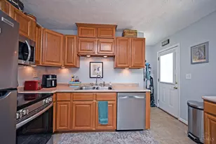 521 Denmark Dr, Union Township, OH 45244 - Photo 13