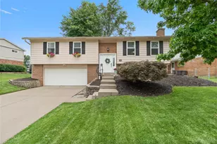 1613 Clemson Cir, Anderson Township, OH 45255 - Photo 1