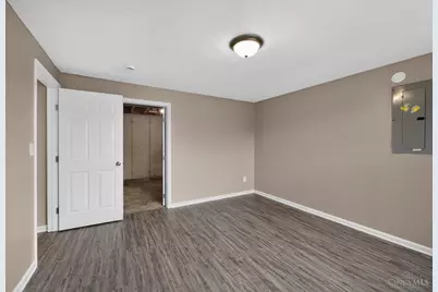 74 E Main Street, Miami Township, OH 45001 - Photo 23