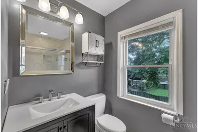 2775 Robertson Avenue, Cincinnati, OH 45209 - Photo 31