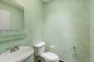 511 W Galbraith Rd, Cincinnati, OH 45215 - Photo 17