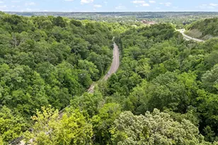 511 W Galbraith Rd, Cincinnati, OH 45215 - Photo 35