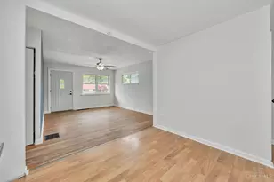 4306 Sunburst Ln, Cincinnati, OH 45238 - Photo 9