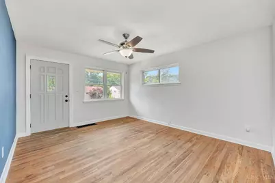 4306 Sunburst Lane, Cincinnati, OH 45238 - Photo 5