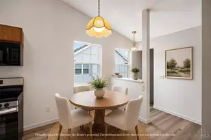 9726 Timberview Ct, West Chester, OH 45241 - Photo 11