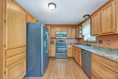 7030 Beagle Court, Hamilton, OH 45011 - Photo 13