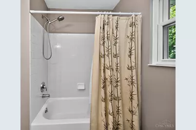 3689 Stockbridge Lane, Fairfield Township, OH 45011 - Photo 37