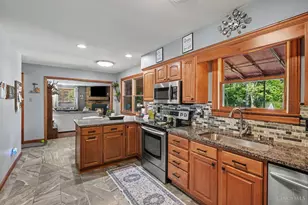 3377 Greenmount Dr, Green Township, OH 45248 - Photo 9
