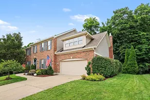 1001 Castlebay Dr, Pierce Township, OH 45245 - Photo 3