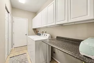 1001 Castlebay Dr, Pierce Township, OH 45245 - Photo 19