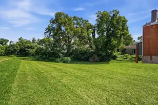 1612 Brewster Ave, Cincinnati, OH 45207 - Photo 5