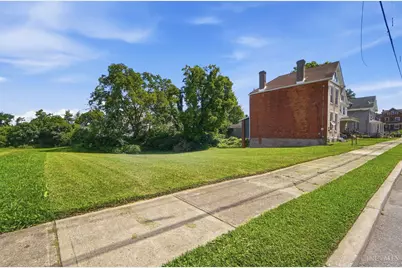 1612 Brewster Avenue, Cincinnati, OH 45207 - Photo 3