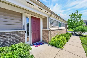 8049 Bridge Point Dr, Green Township, OH 45248 - Photo 5