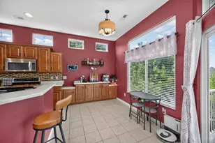 8049 Bridge Point Dr, Green Township, OH 45248 - Photo 15