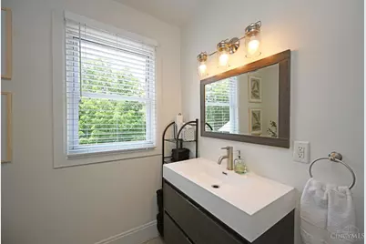 2720 Alberts Court, Cincinnati, OH 45209 - Photo 35