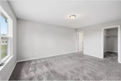 2160 Pumpkin Ridge Court, Hamilton, OH 45013 - Photo 11