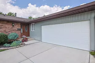 1858 Fallbrook Ln, Springfield Township, OH 45240 - Photo 39