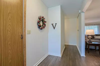 1858 Fallbrook Lane, Springfield Township, OH 45240 - Photo 5