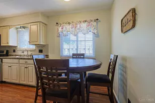 1858 Fallbrook Ln, Springfield Township, OH 45240 - Photo 17