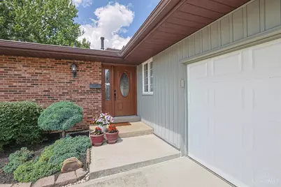 1858 Fallbrook Lane, Springfield Township, OH 45240 - Photo 3