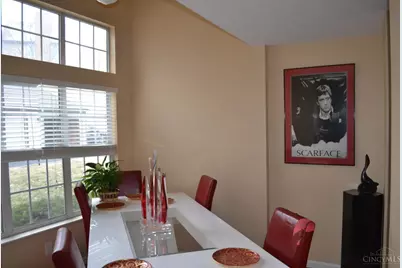 10555 Montgomery Road #77, Montgomery, OH 45242 - Photo 3