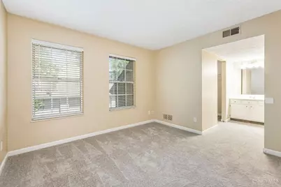 10555 Montgomery Road #77, Montgomery, OH 45242 - Photo 9