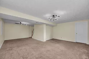 2125 Deer Meadow Dr, Springfield Township, OH 45240 - Photo 49