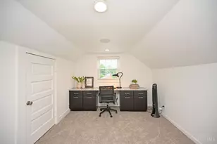 5916 Cambridge Ave, Cincinnati, OH 45230 - Photo 27