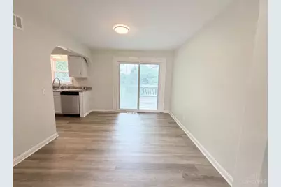 820 Lilly Lane, Union Township, OH 45245 - Photo 7