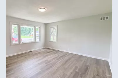 820 Lilly Lane, Union Township, OH 45245 - Photo 11