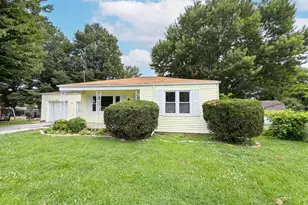 820 Lilly Ln, Union Township, OH 45245 - Photo 15