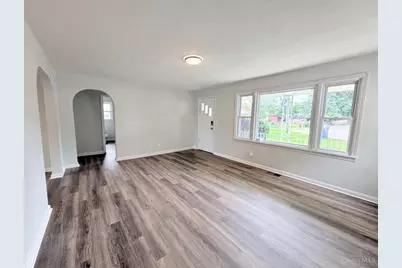 820 Lilly Lane, Union Township, OH 45245 - Photo 3