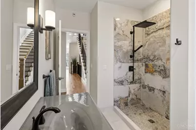 5744 Sanctuary Place, Cincinnati, OH 45230 - Photo 17