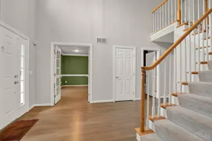 9846 Catalpa Woods Ct, Blue Ash, OH 45242 - Photo 11