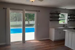 5917 Pepperridge Ct, Hamilton Township, OH 45039 - Photo 7