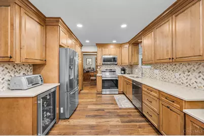 9300 Bodford Drive, West Chester, OH 45069 - Photo 13