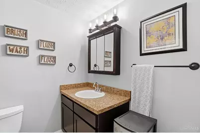 804 Victoria Drive, Franklin, OH 45005 - Photo 33
