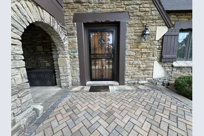 806 Mannington Avenue, Cincinnati, OH 45226 - Photo 3
