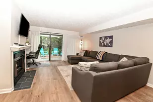 9964 Timbers Dr, Blue Ash, OH 45242 - Photo 9